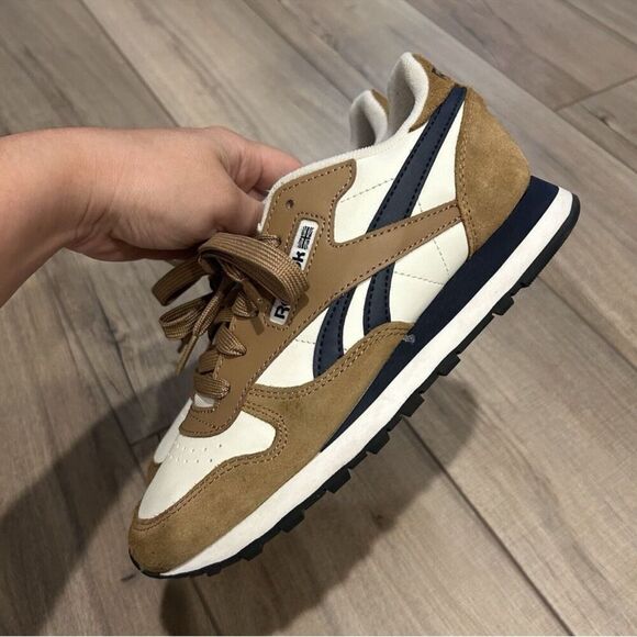 Reebok Classic Leather Low Brown Navy Size 5 Trendy Suede 622 - Picture 4 of 10